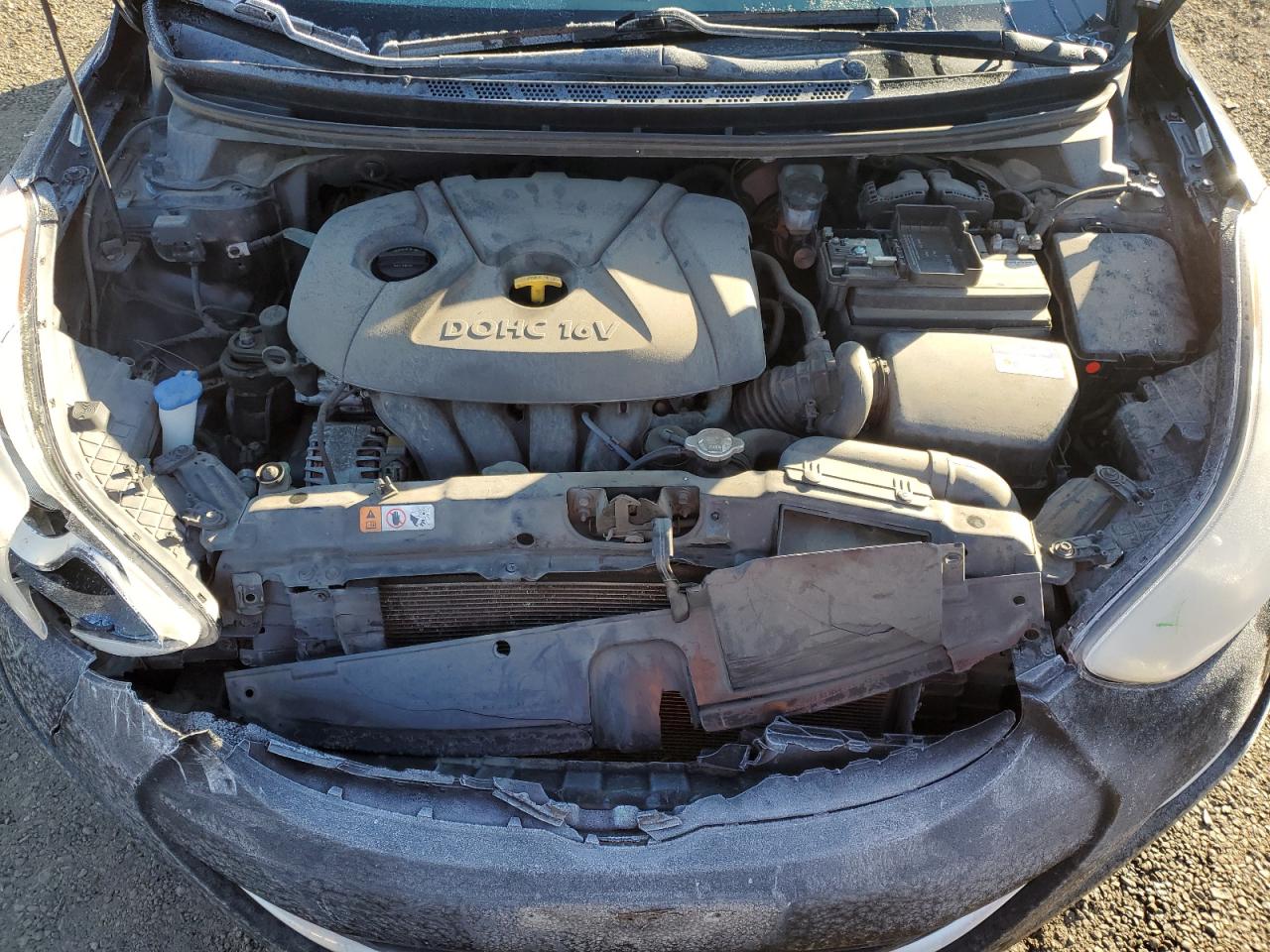 2013 Hyundai Elantra - Image 11