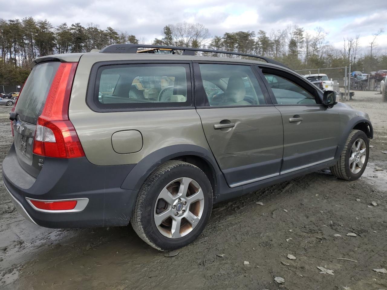 2009 Volvo XC70 - Image 3