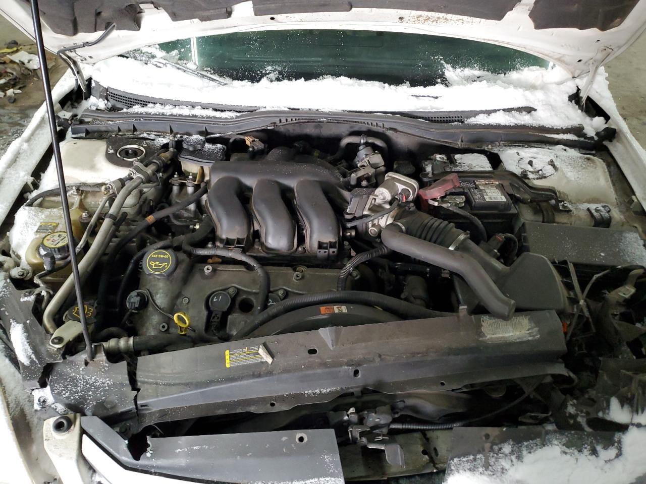 2009 Ford Fusion - Image 12