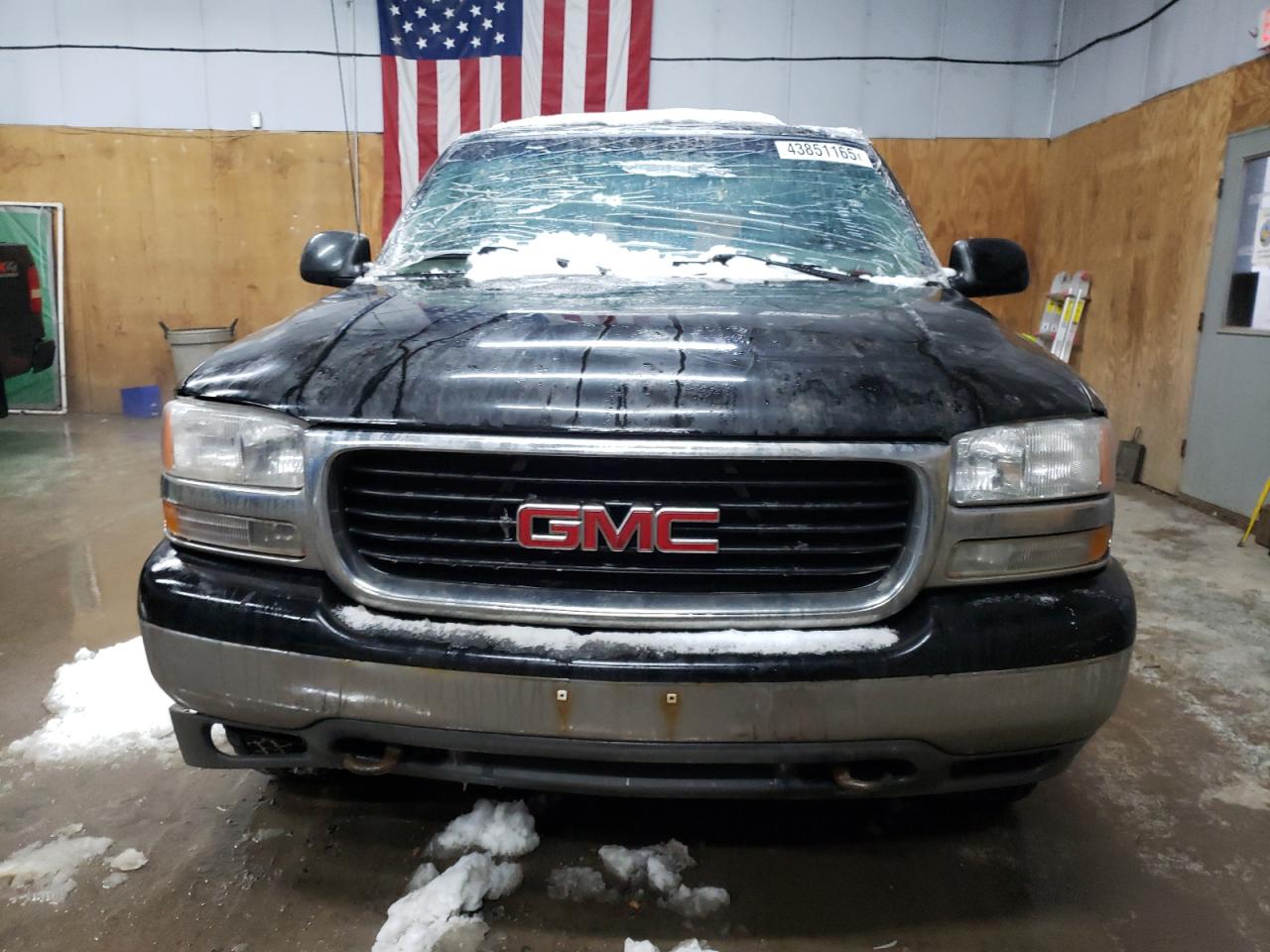 2000 GMC Yukon - Image 5
