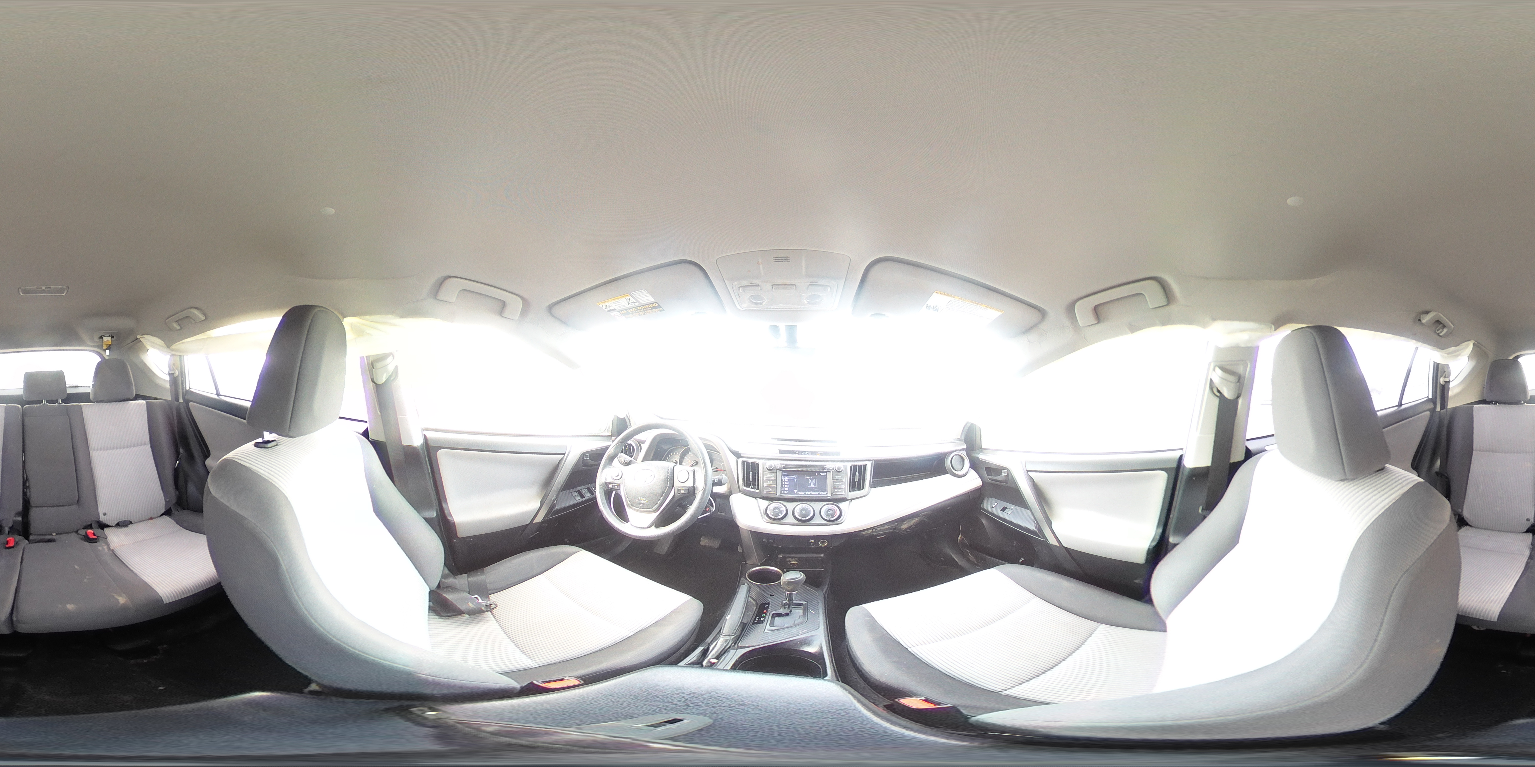 2014 Toyota RAV 4 - Image 13