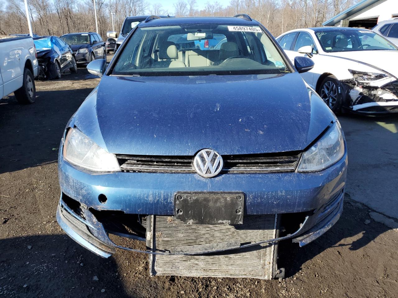 2015 Volkswagen Golf - Image 5