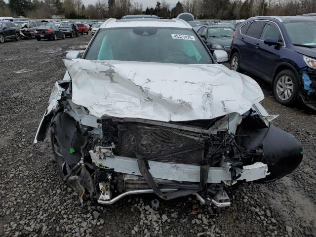  VOLVO XC60 2019 White