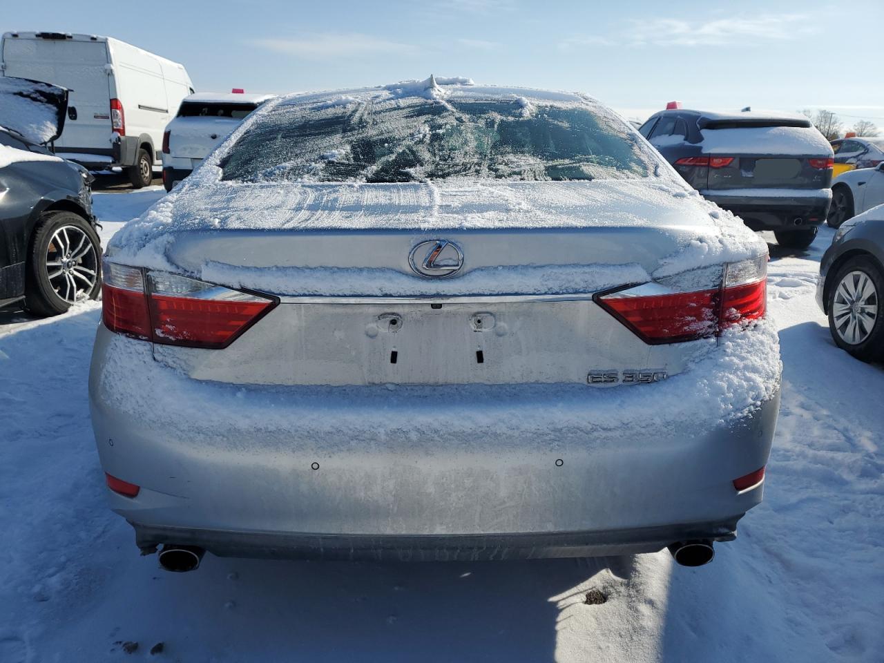 2014 Lexus ES - Image 6