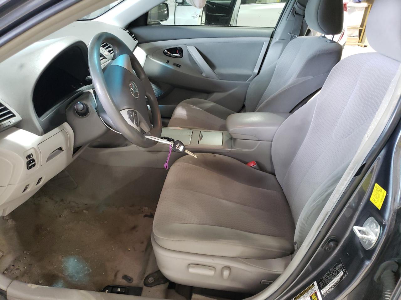 2011 Toyota Camry - Image 7