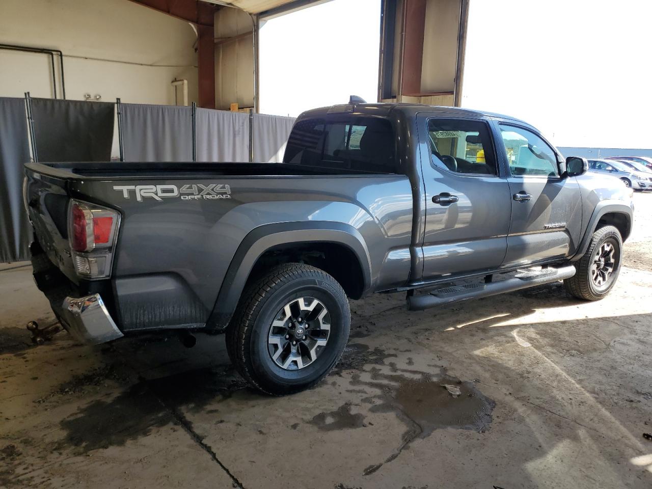 2020 Toyota Tacoma - Image 3