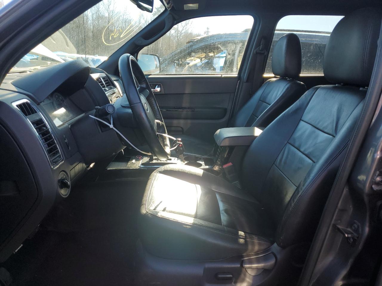2010 Ford Escape - Image 7