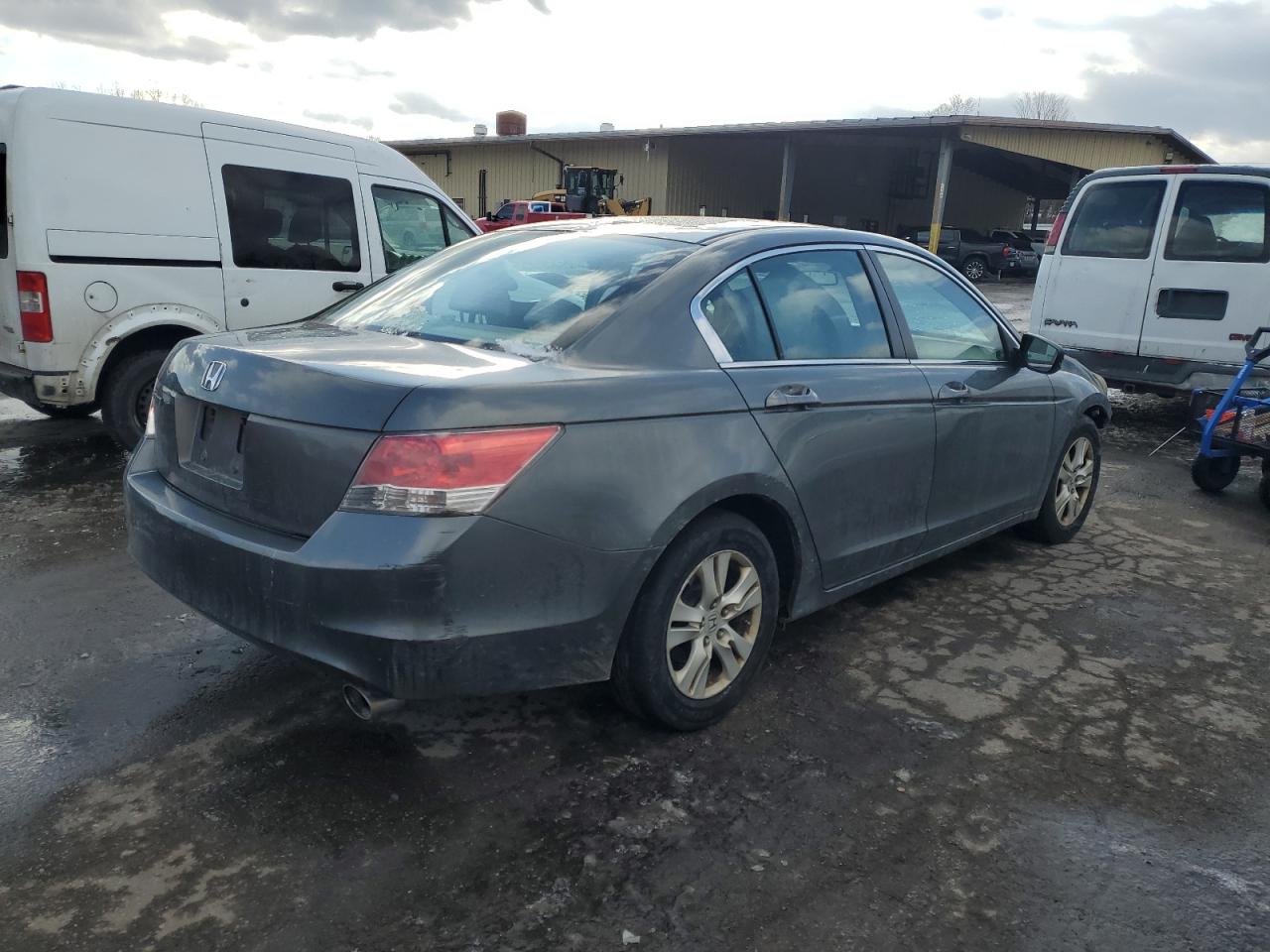 2009 Honda Accord - Image 3