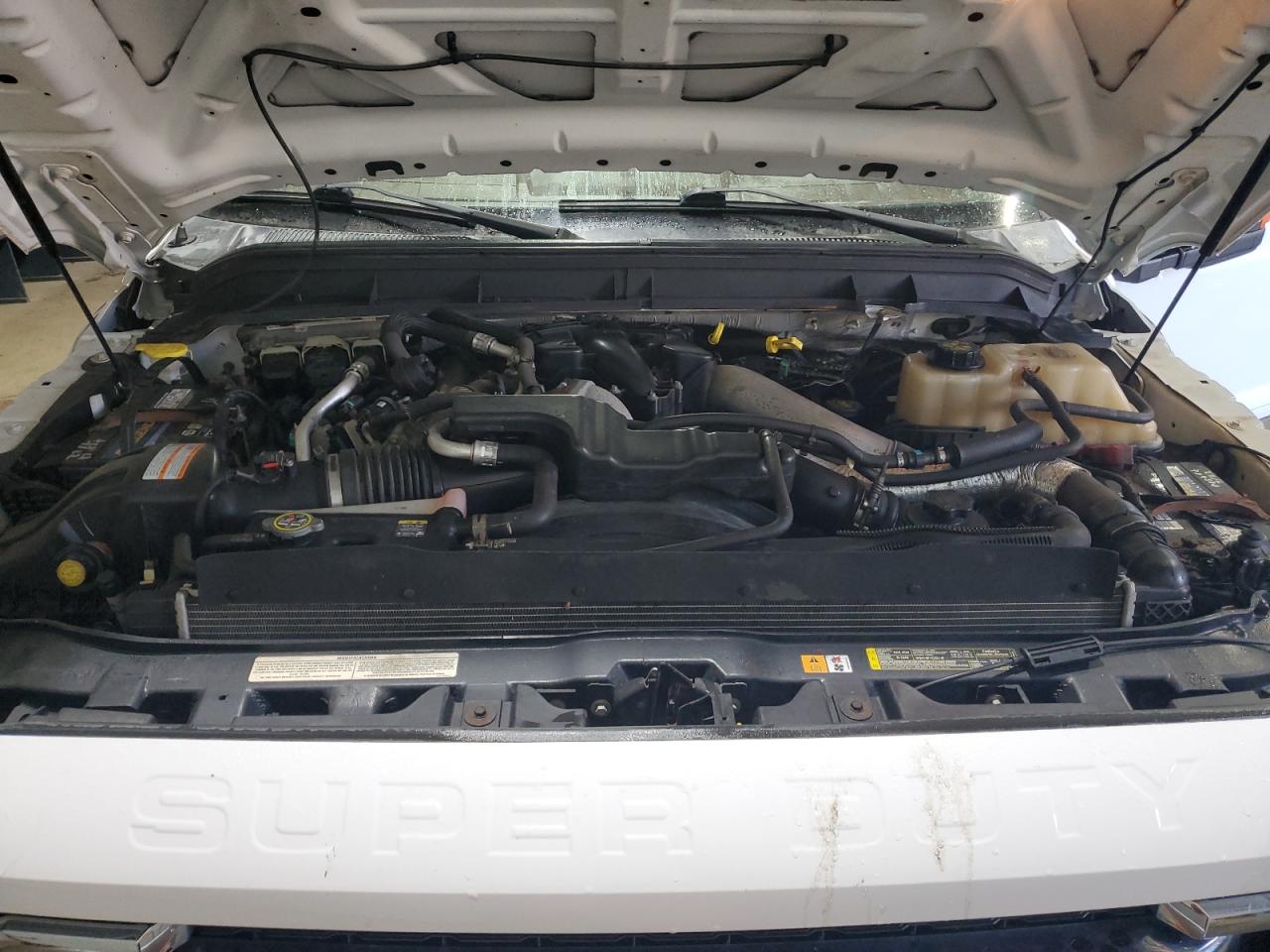 2011 Ford F250 - Image 11