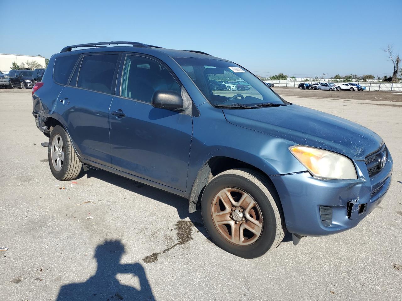 2012 Toyota RAV 4 - Image 4