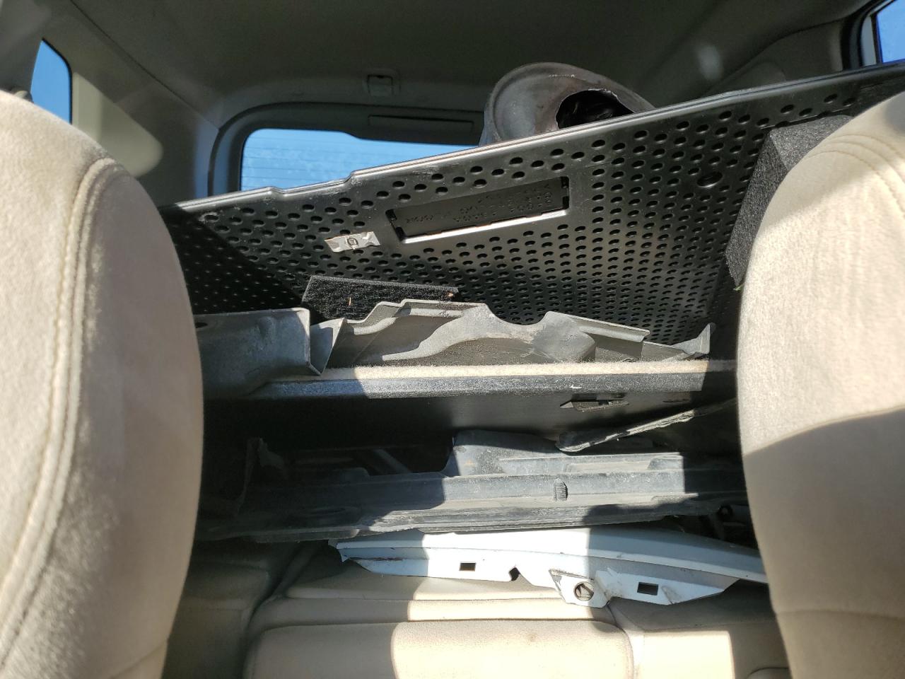 2014 Nissan Rogue - Image 10