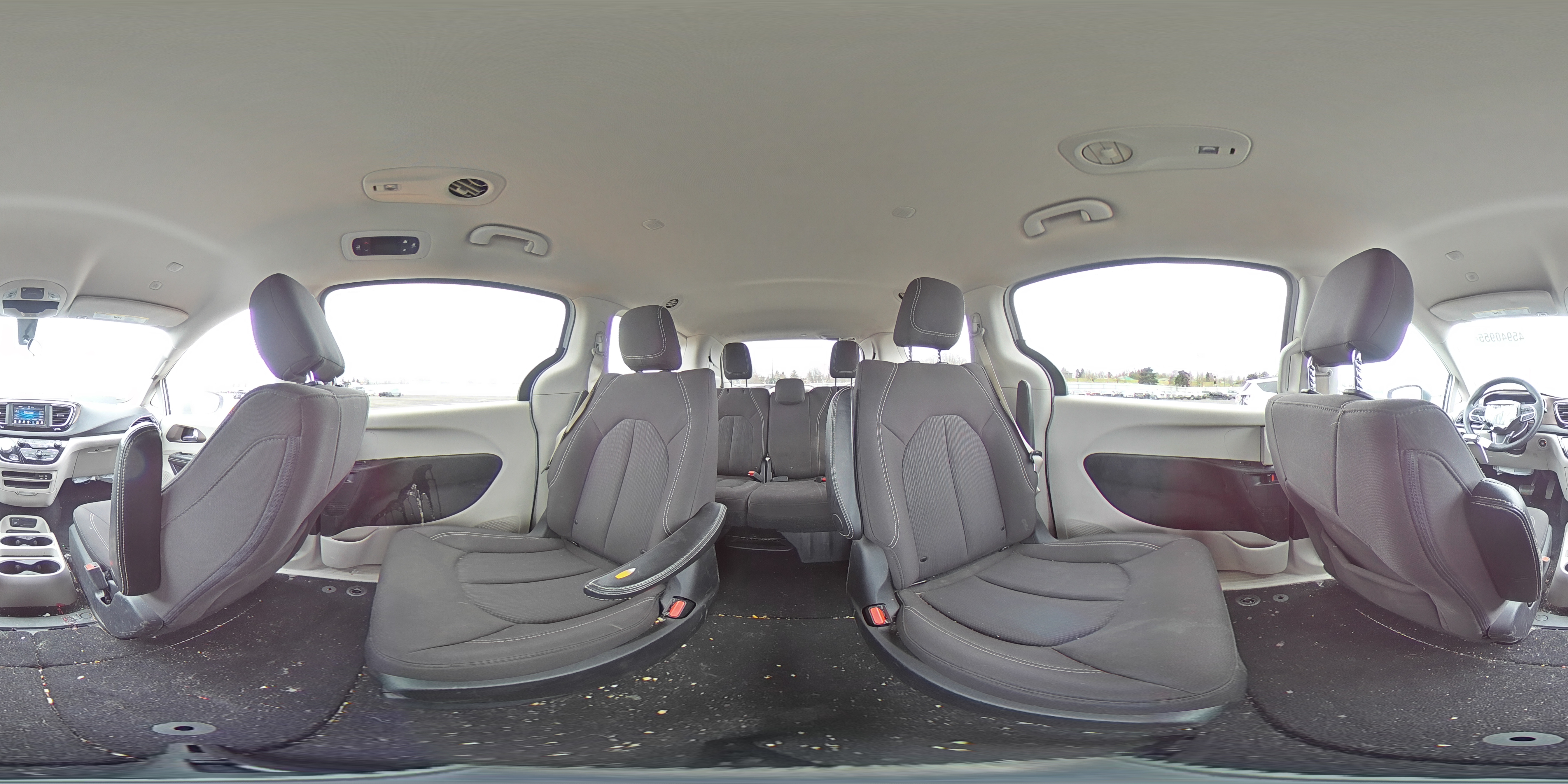 2020 Chrysler Voyager Lx VIN: 2C4RC1CG1LR106013 Lot: 45940955