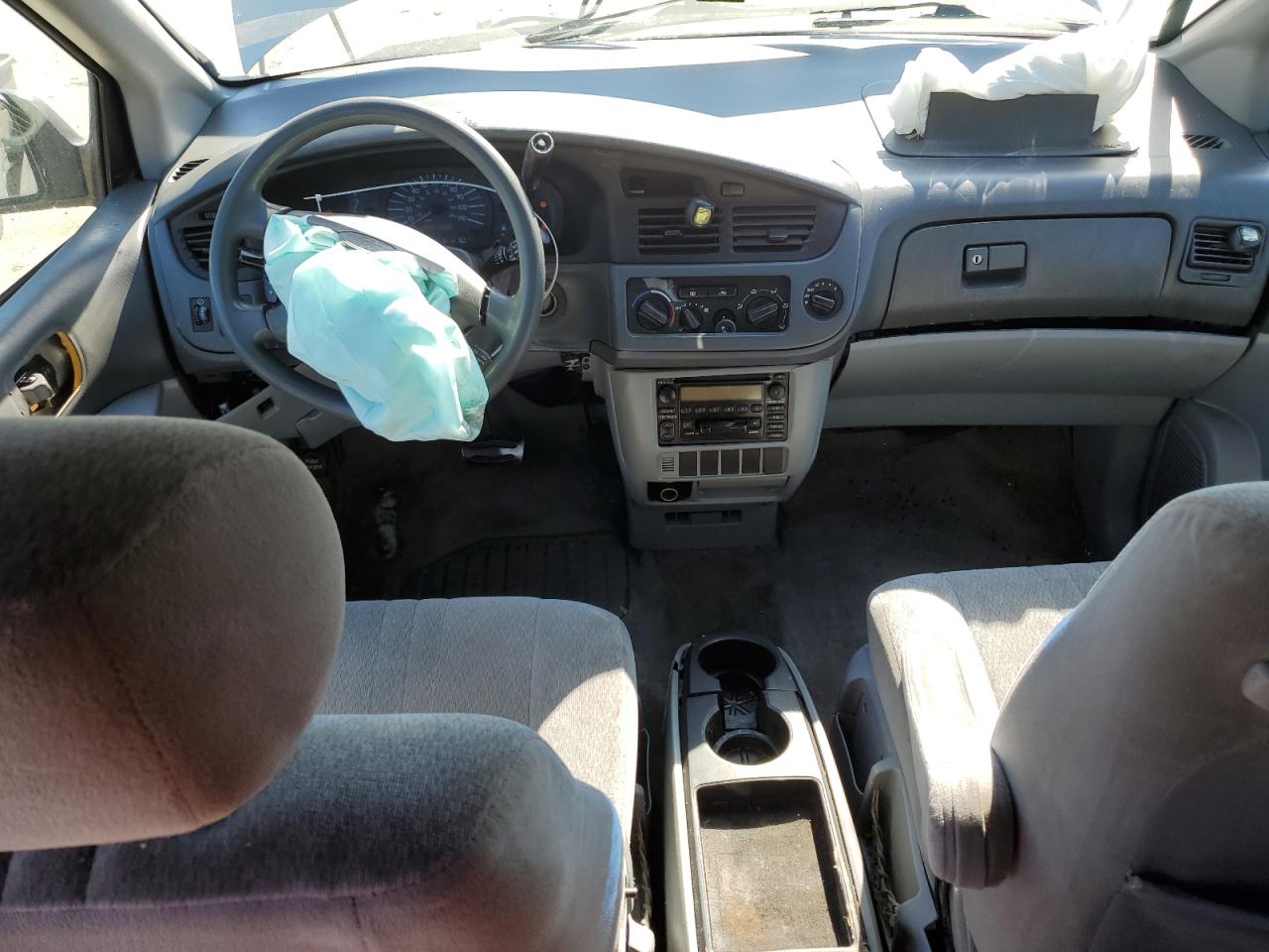 2002 Toyota Sienna - Image 8
