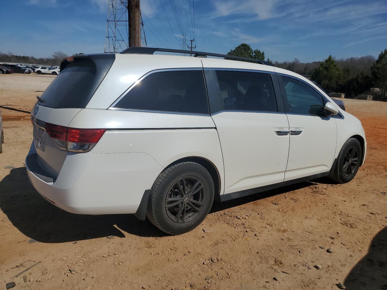 2014 Honda Odyssey - Image 3