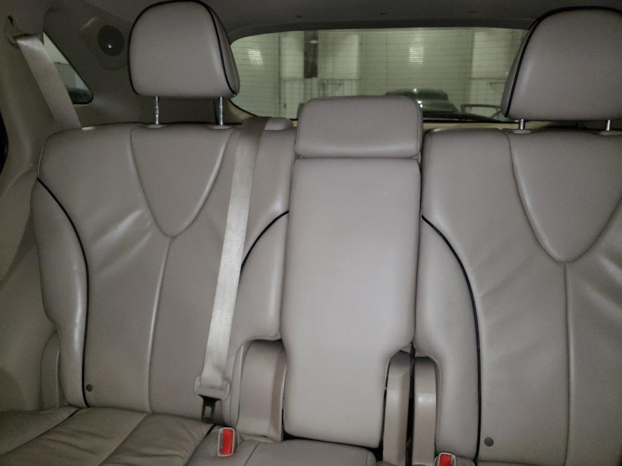 2009 Toyota Venza - Image 10