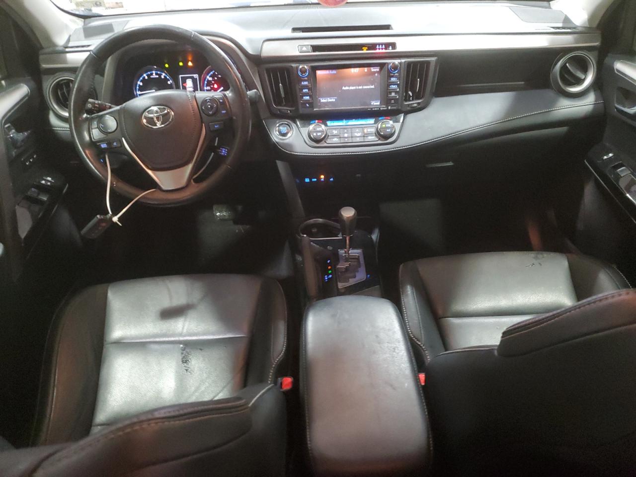2018 Toyota RAV 4 - Image 8