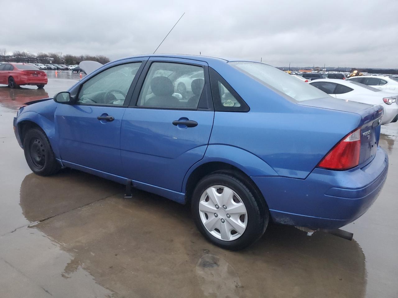 2005 Ford Focus - Image 2