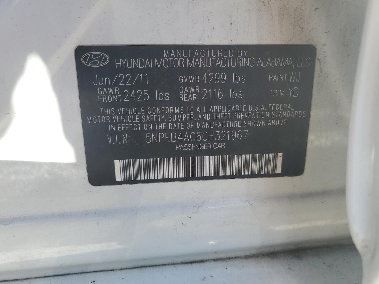 2012 Hyundai Sonata - Image 12