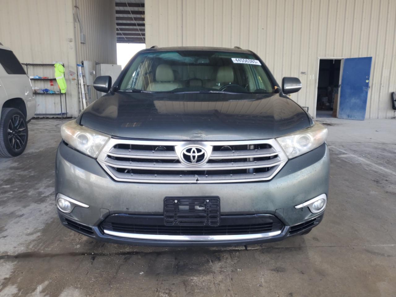 2011 Toyota Highlander - Image 5