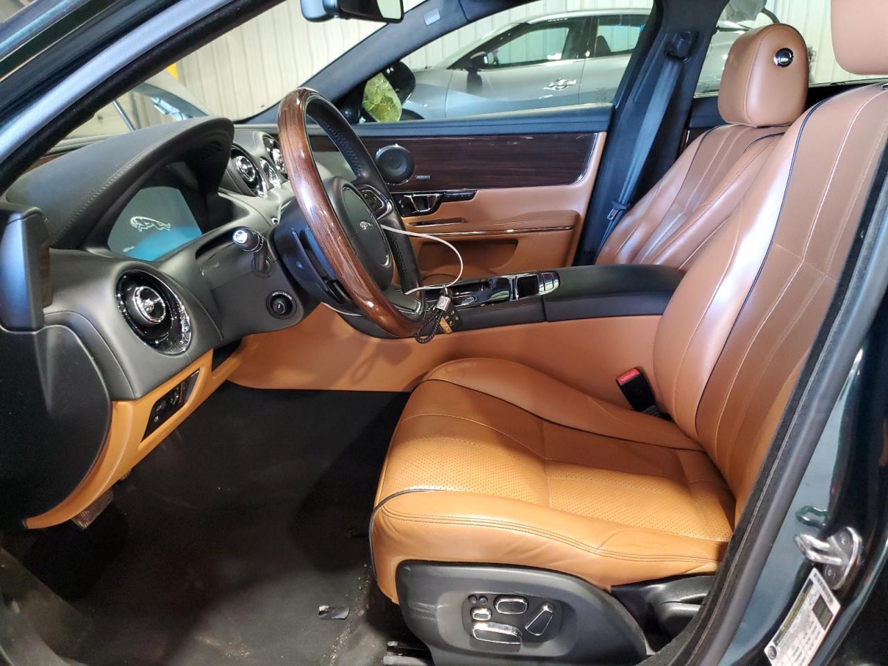 2014 Jaguar XJ - Image 7