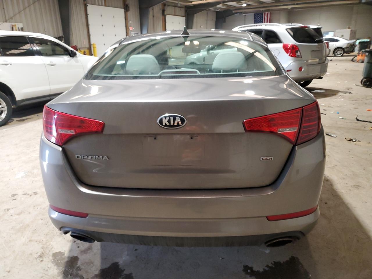 2013 Kia Optima - Image 6