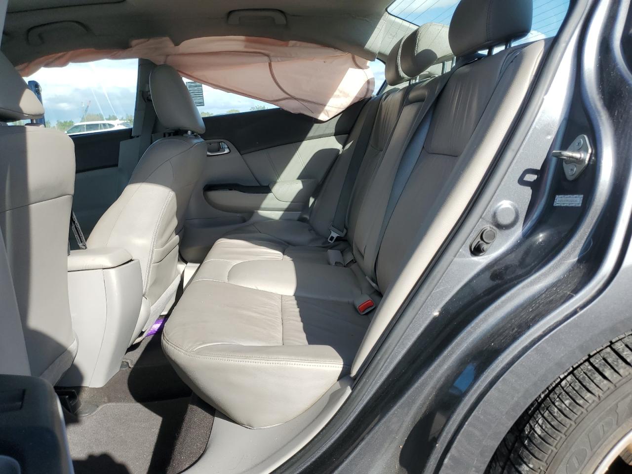 2012 Honda Civic - Image 10