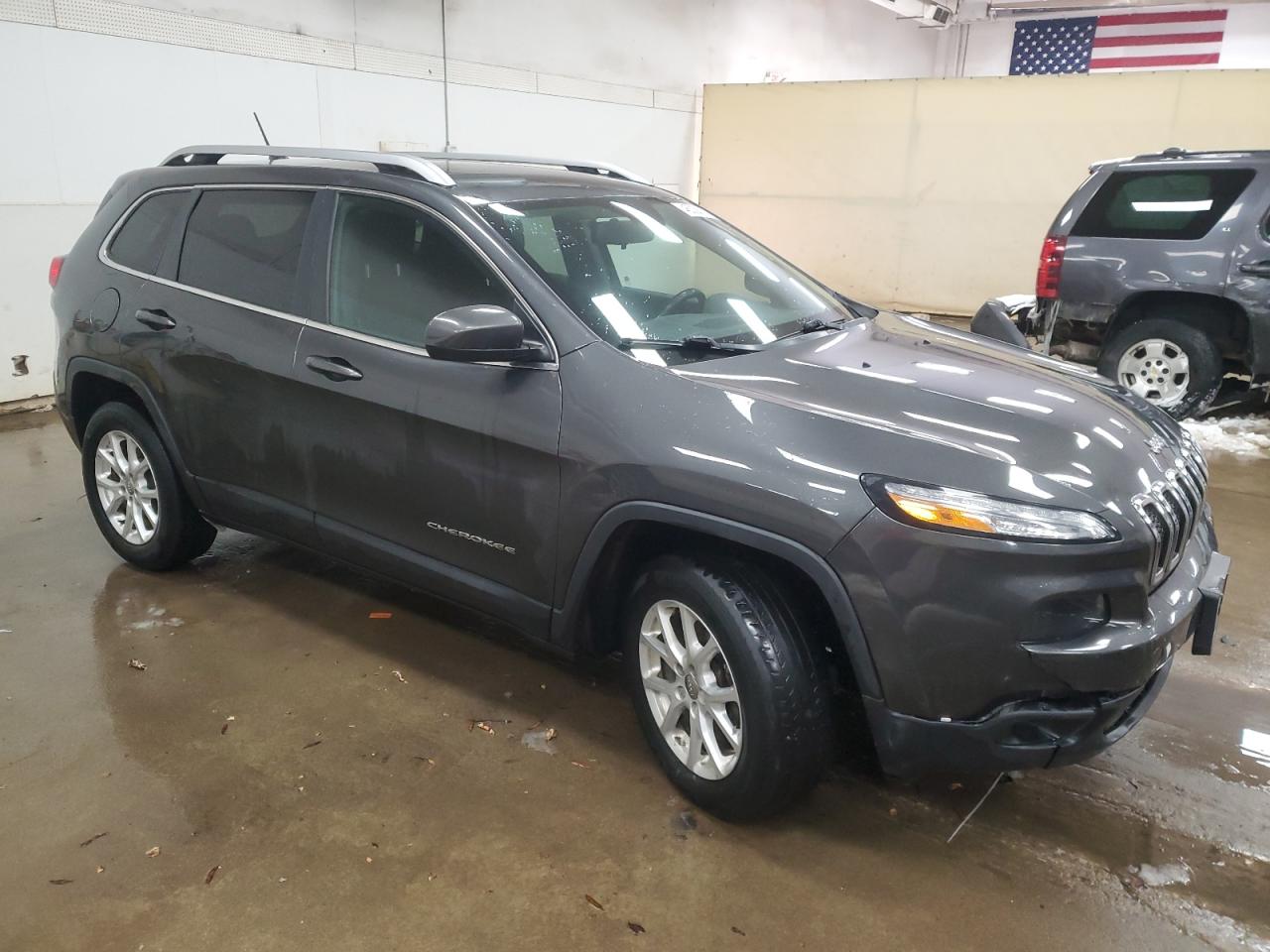 2015 Jeep Grand Cherokee - Image 4