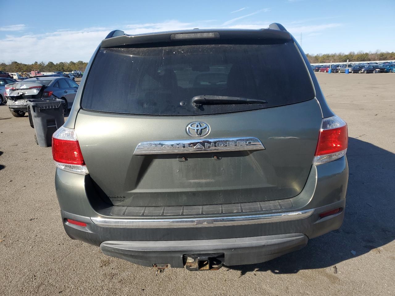 2013 Toyota Highlander - Image 6