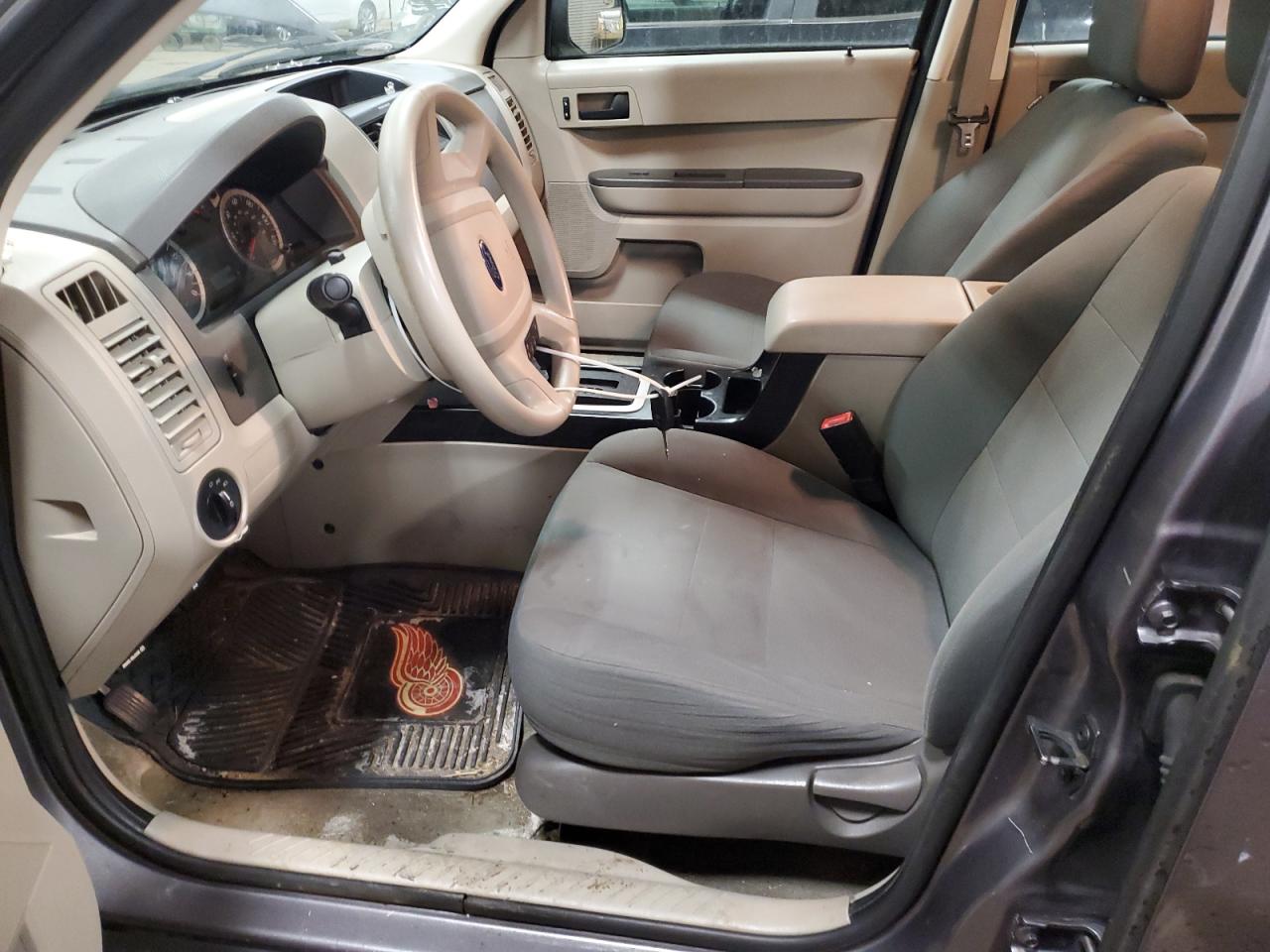 2010 Ford Escape - Image 7