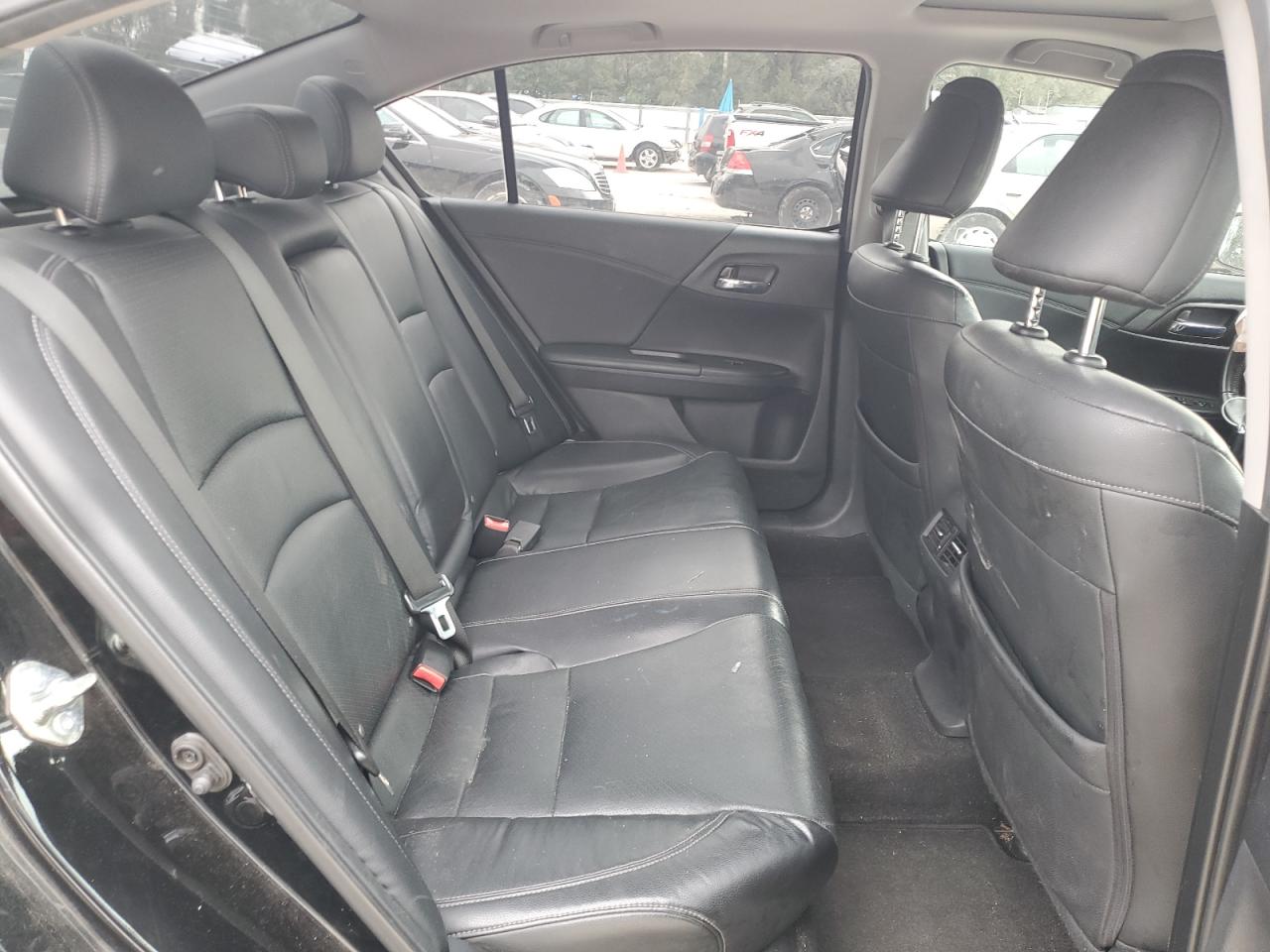 2015 Honda Accord - Image 10