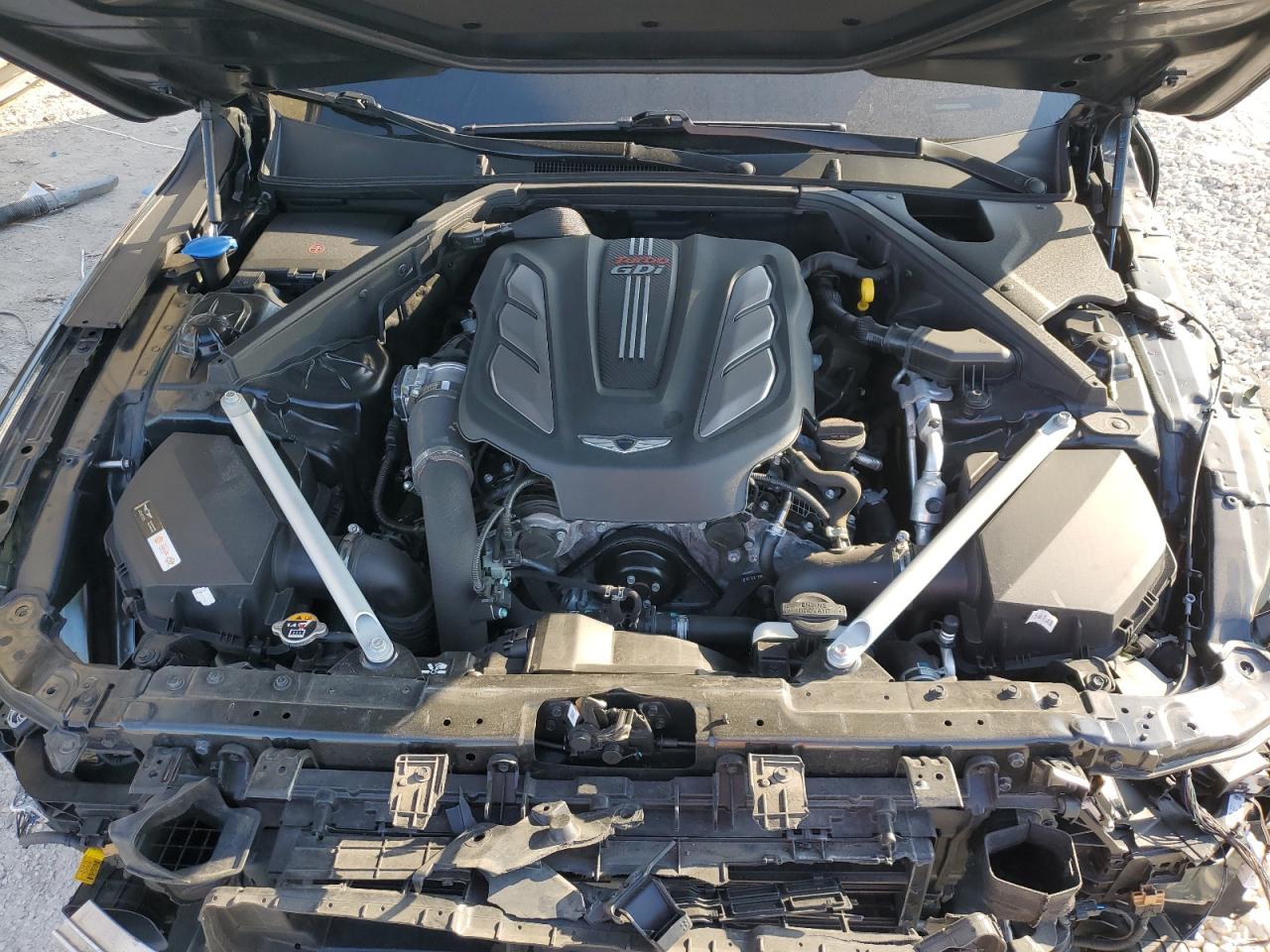 2022 Genesis G90 - Image 11