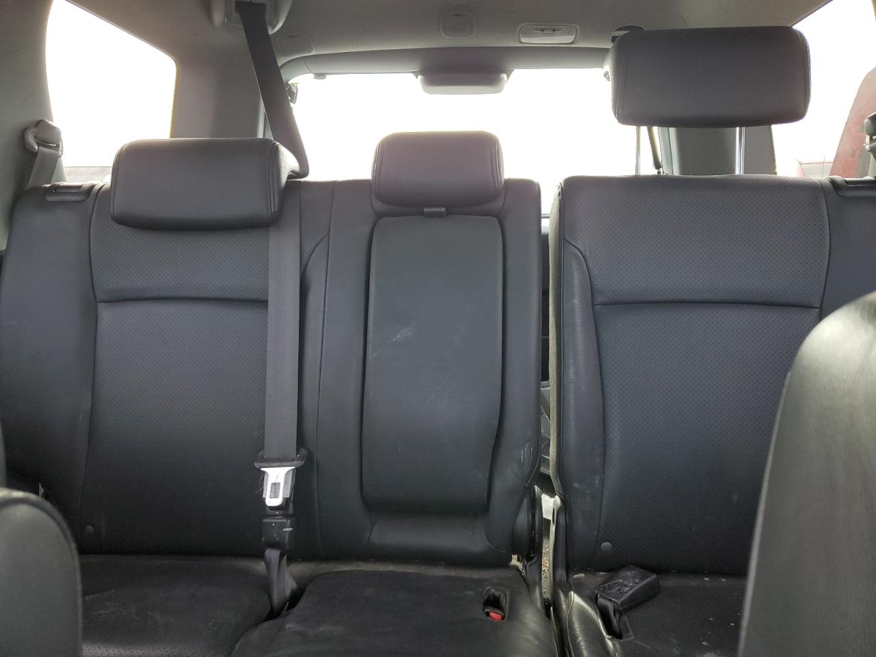 2005 Honda CR-V - Image 10