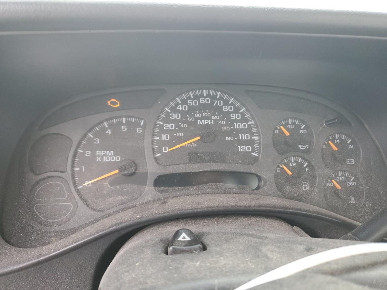 2003 Chevrolet Silverado - Image 9
