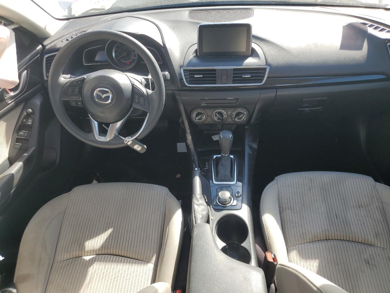 2016 Mazda 3 - Image 8