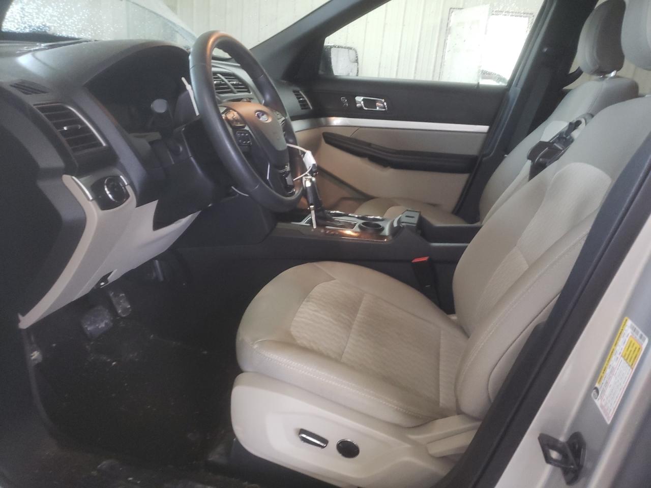 2018 Ford Explorer - Image 7