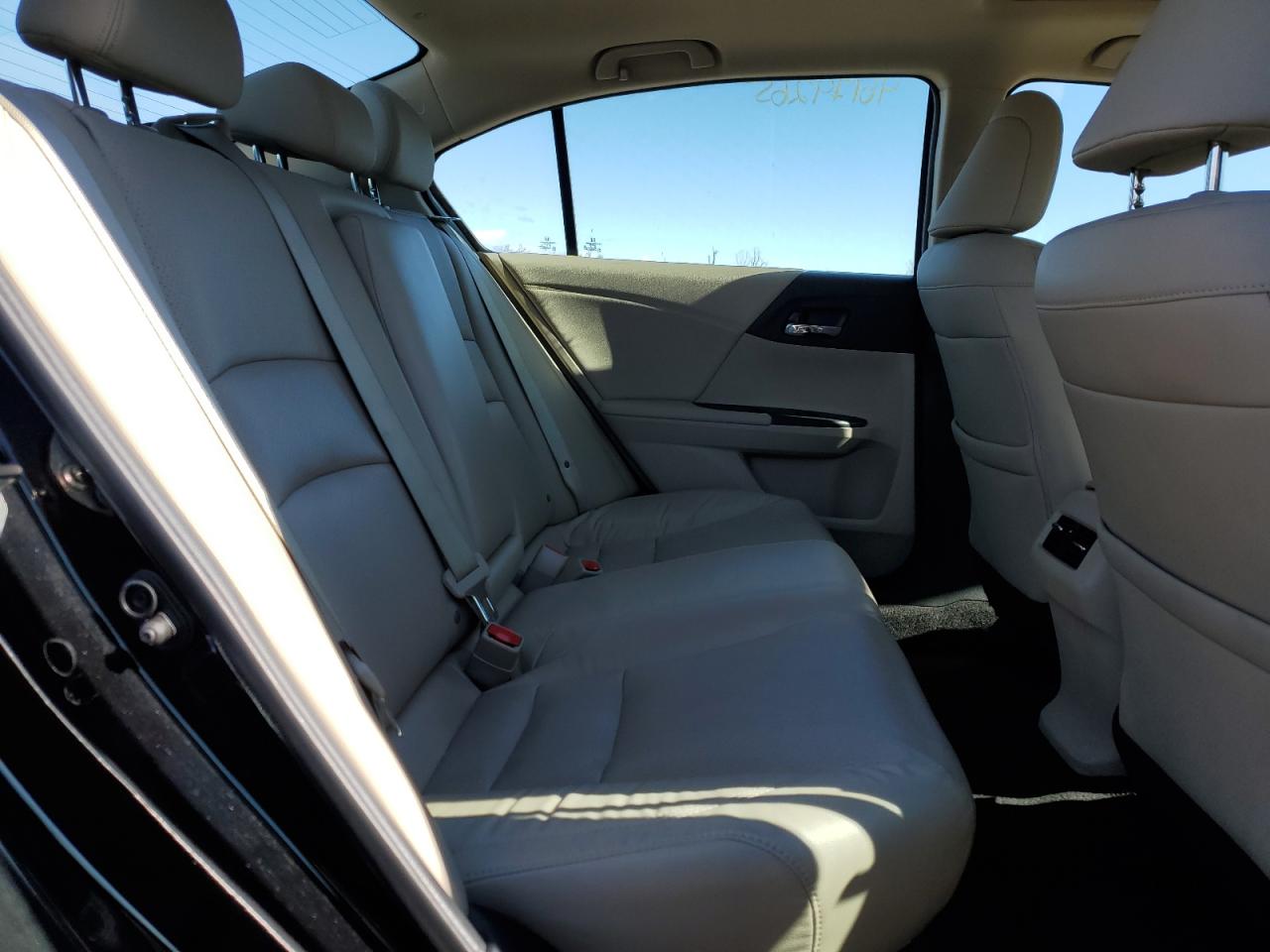 2016 Honda Accord - Image 10