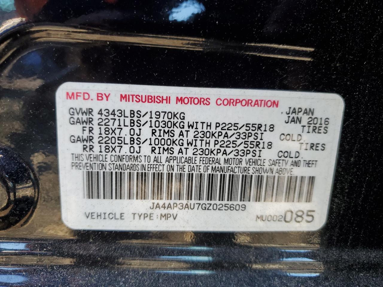 2016 Mitsubishi Outlander - Image 13