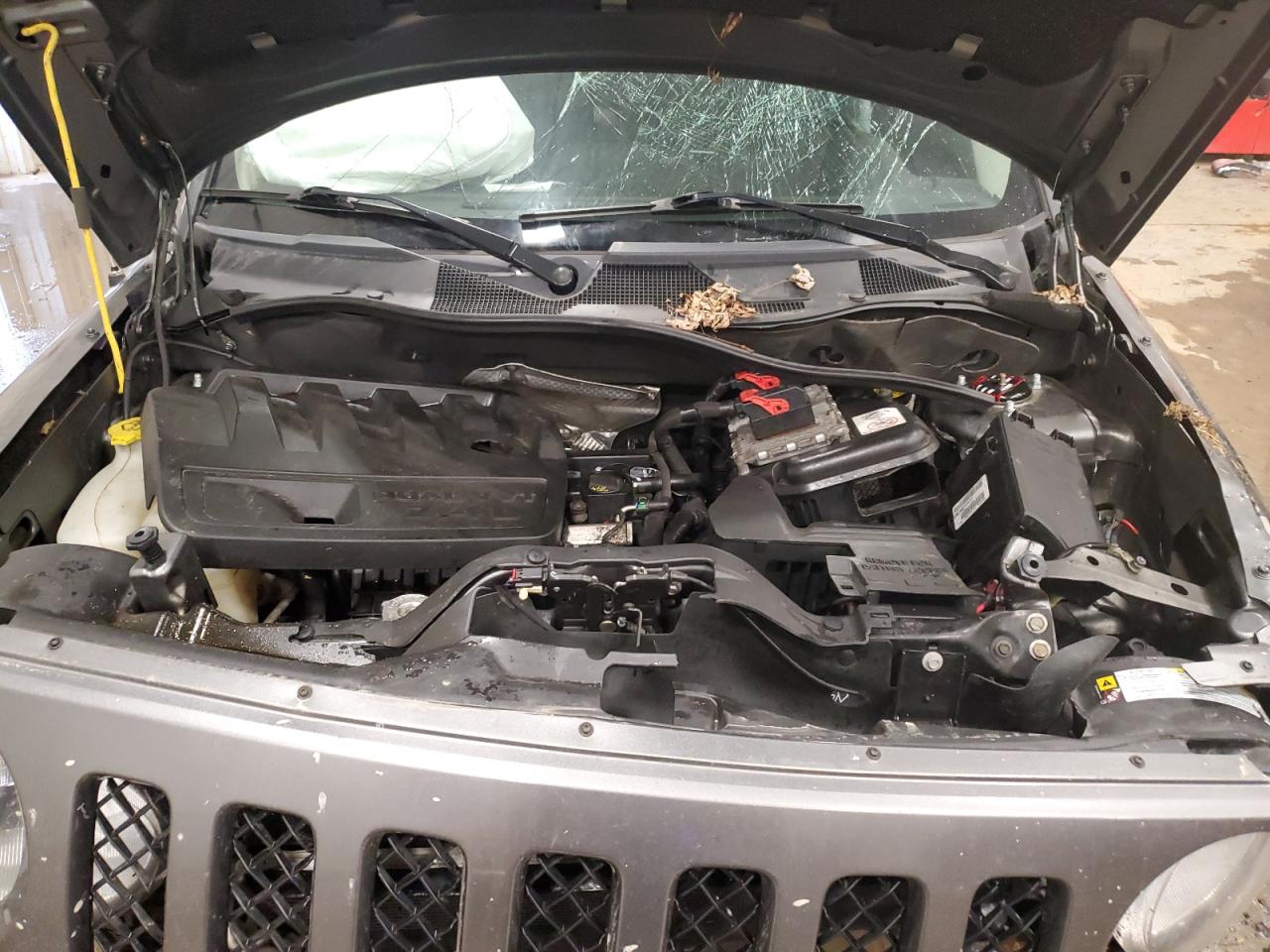 2012 Jeep Liberty (Patriot) - Image 12