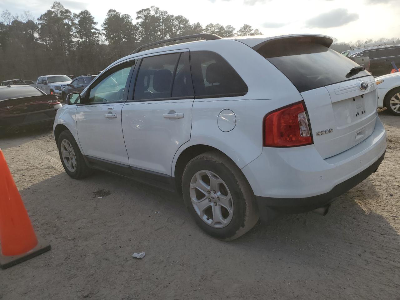 2014 Ford Edge - Image 2