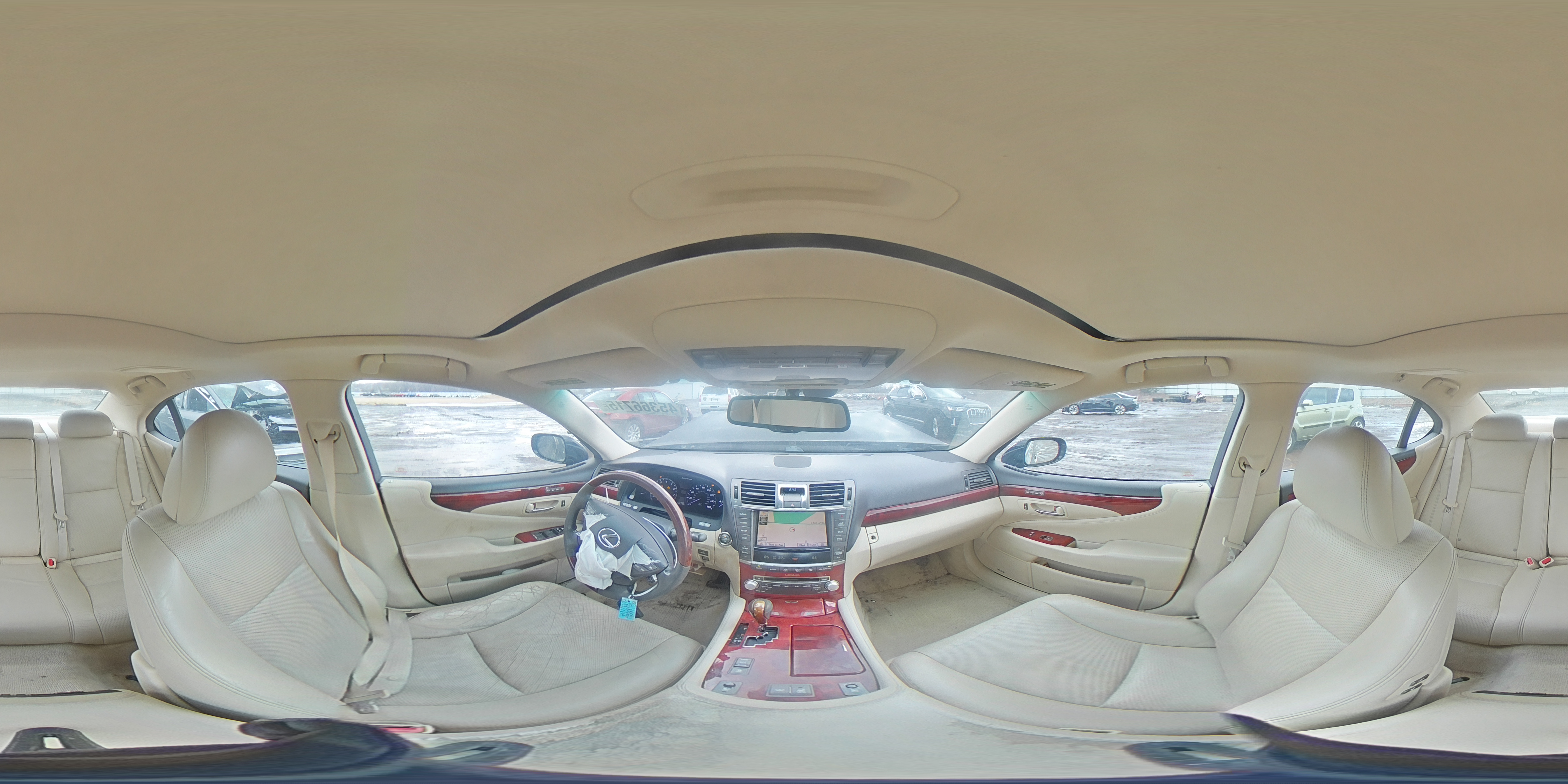 2011 Lexus LS - Image 12