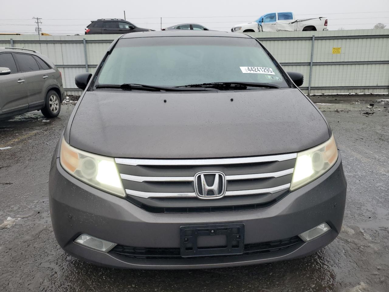 2011 Honda Odyssey - Image 5