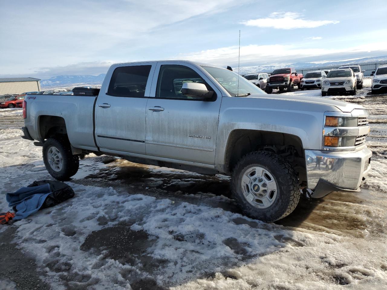 2015 Chevrolet Silverado - Image 4