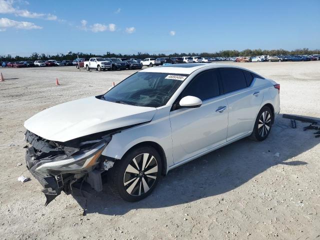  NISSAN ALTIMA 2019 Biały