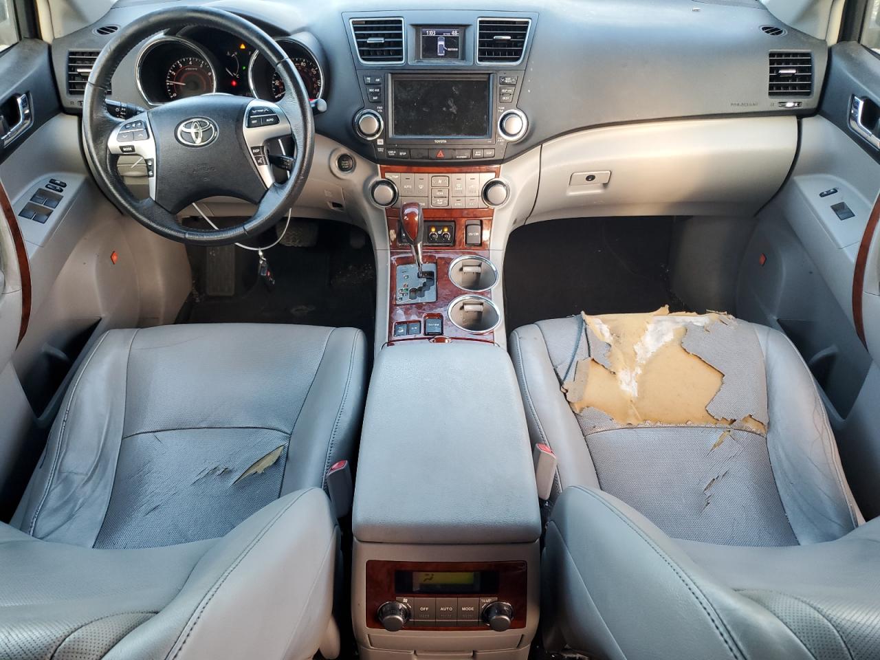 2012 Toyota Highlander - Image 8