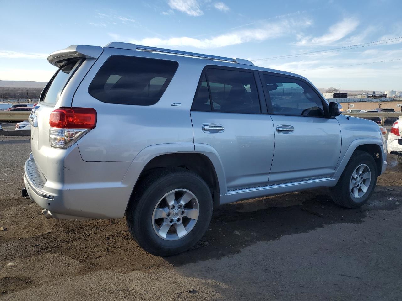 2010 Toyota 4Runner - Image 3