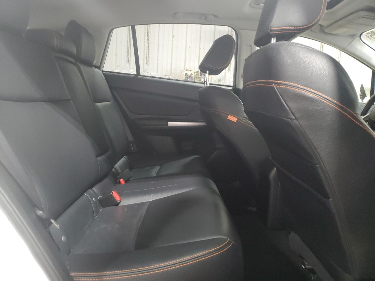 2016 Subaru XV - Image 11
