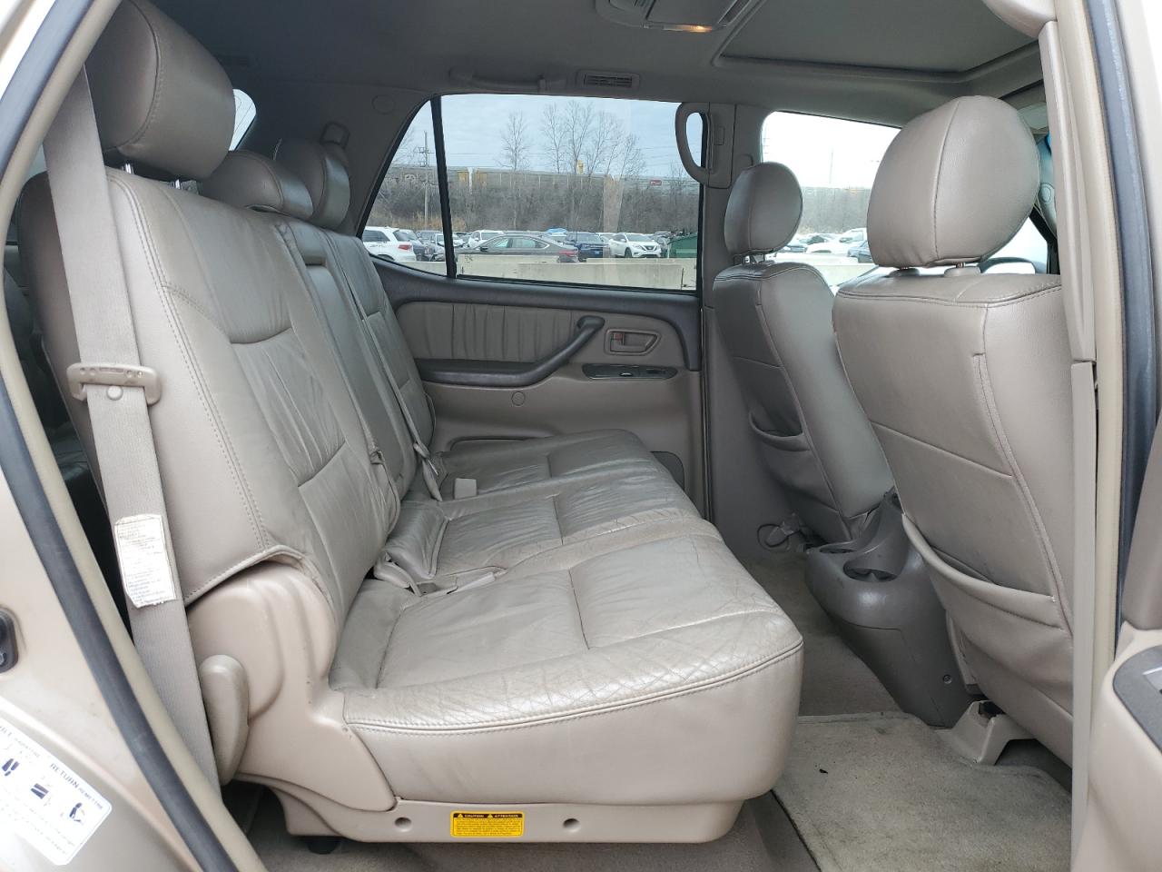 2007 Toyota Sequoia - Image 12