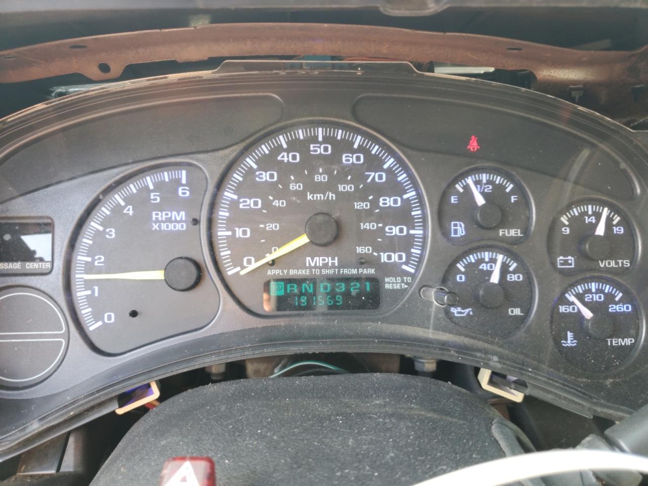 2001 Chevrolet Tahoe - Image 9