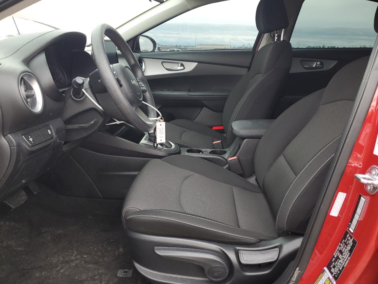 2024 Kia Forte - Image 7
