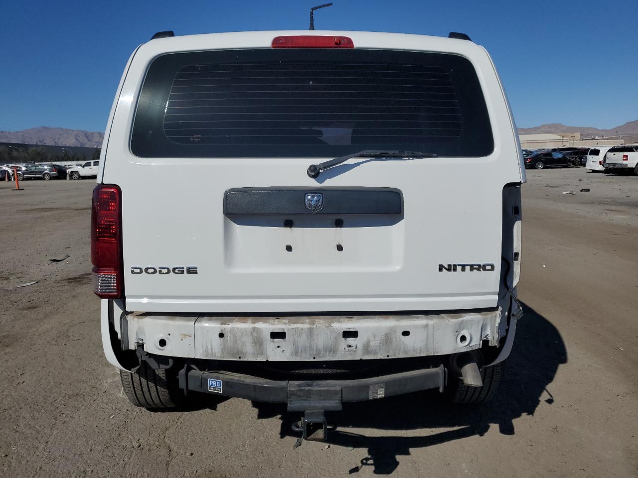 2011 Dodge Nitro - Image 6